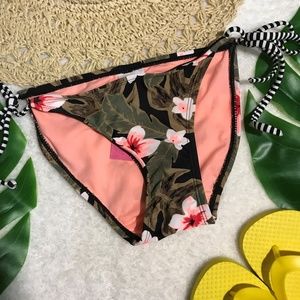 Women's Jungle Floral String Bikini Bottoms
